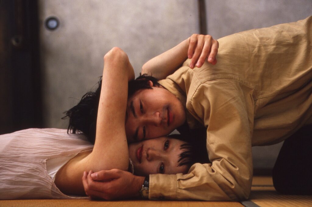 映画「白痴」サヨ(甲田益也子)